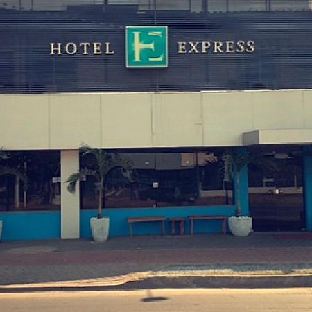 Hotel Express - Leva E Busca No Aeroporto Gratis 24 Horas Várzea Grande Esterno foto