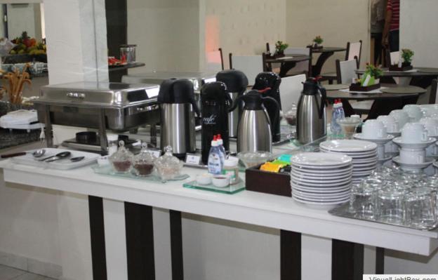 Hotel Express - Leva E Busca No Aeroporto Gratis 24 Horas Várzea Grande Esterno foto